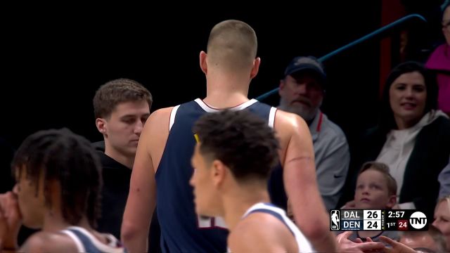 【2022年12月07日】NBA常規(guī)賽：獨(dú)行俠vs掘金第1節(jié)中文解說回放