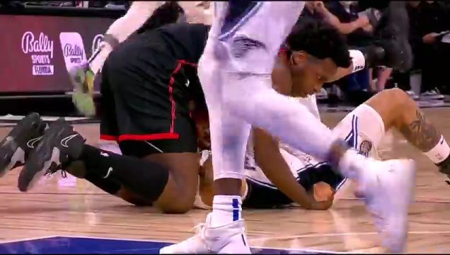 【2022年12月10日】NBA常規(guī)賽：猛龍vs魔術(shù)第1節(jié)中文解說回放