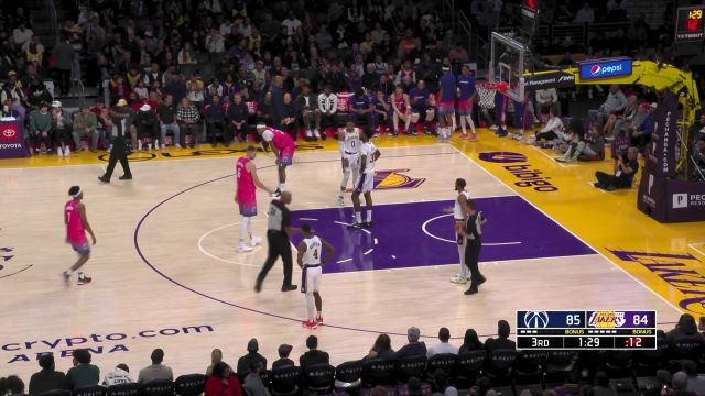 【2022年12月19日】NBA常規(guī)賽：奇才vs湖人第3節(jié)英文原聲回放