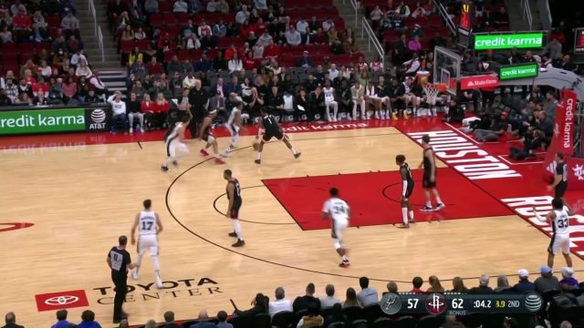 【2022年12月20日 马刺vs火箭集锦】时间所剩无几也丝毫不慌 约翰逊冷静出手命中压哨三分