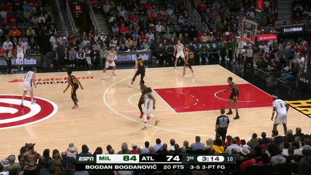 【2023年01月12日】NBA常規(guī)賽:雄鹿vs老鷹第3節(jié)中文解說回放