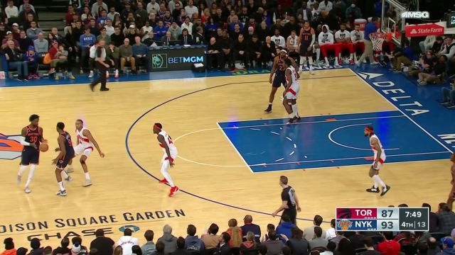 【2023年01月17日 猛龙vs尼克斯集锦】又到了谁也不敢怠慢的时刻 兰德尔翻身跳投稳稳命中小特伦特打成2+1