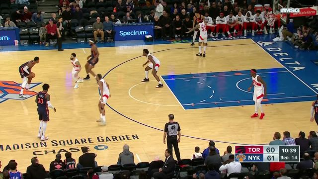 【2023年01月17日 猛龙vs尼克斯集锦】长驱直入势不可挡 巴雷特突破打板上篮喜获2+1