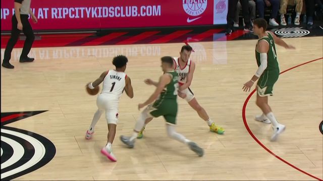【2023年02月07日 雄鹿vs开拓者集锦】左手右手一个慢动作!哈特与格兰特两侧底角三分接力
