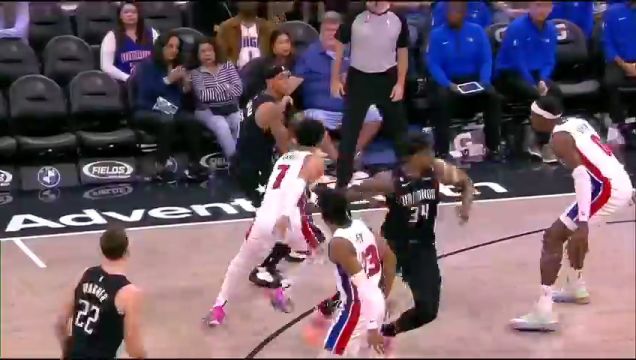 【2023年02月24日】NBA常規(guī)賽：活塞vs魔術(shù)第3節(jié)英文原聲回放