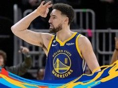 歷史第2人！湯神第8次單季200+三分 庫里見證露笑容