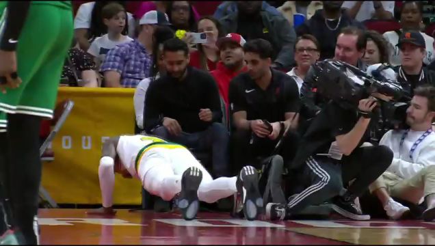 【2023年03月14日】NBA常規(guī)賽:凱爾特人vs火箭第3節(jié)英文原聲回放
