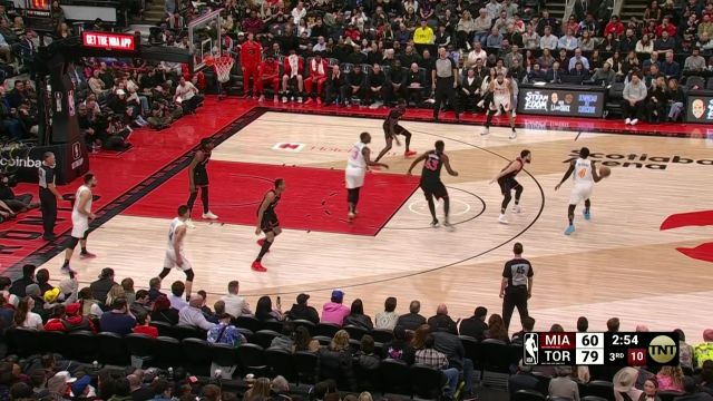 【2023年03月29日 热火vs猛龙集锦】球队的重要火力输出!希罗空位接到传球三分扬手命中