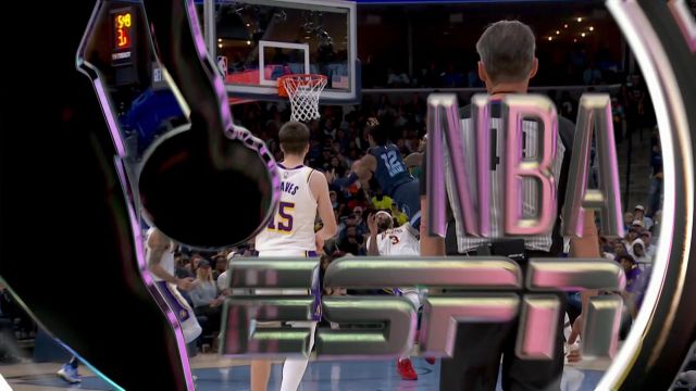 【2023年04月17日】NBA西部首輪G1：傷病全部退散！莫蘭特突破重摔倒地暫時受傷離場