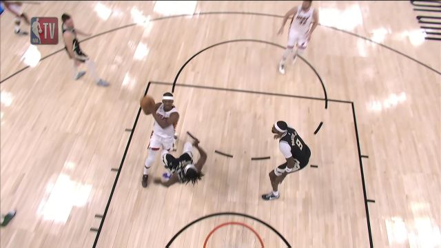 【2023年04月20日 熱火vs雄鹿集錦】強硬表現(xiàn)沖擊籃下 巴特勒殺進(jìn)籃下造成2+1
