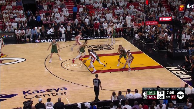 【2023年04月25日 雄鹿vs热火集锦】真热火精神领袖 巴特勒单挑大洛灵活转身打成2+1