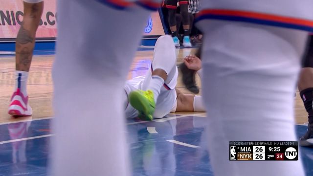 【2023年05月11日 熱火vs尼克斯集錦】尼克斯的絕對核心 布倫森無懼身體對抗強(qiáng)勢打成2+1