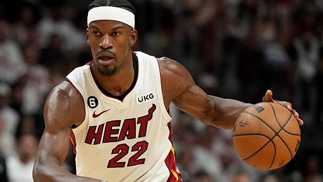 【2023年05月24日 凱爾特人vs熱火集錦】NBA官方：巴特勒因違反媒體采訪規(guī)定被罰款2.5萬美元