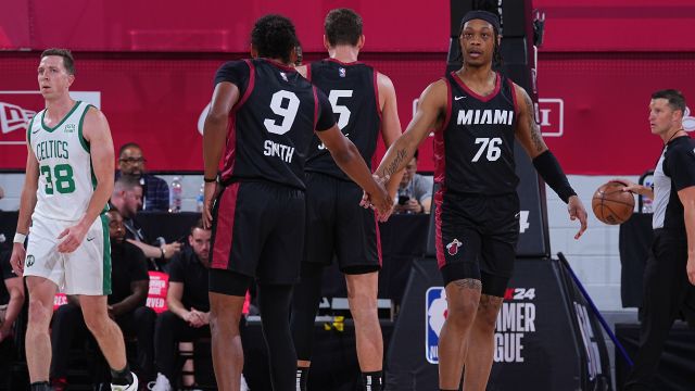 【2023年07月09日 热火vs凯尔特人集锦】热火99-88凯尔特人 罗宾逊36分热火五人得分上双轻取绿军
