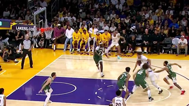 【2023年10月16日 雄鹿vs湖人集錦】NBA：利拉德字母哥首次聯(lián)手率隊擊敗湖人