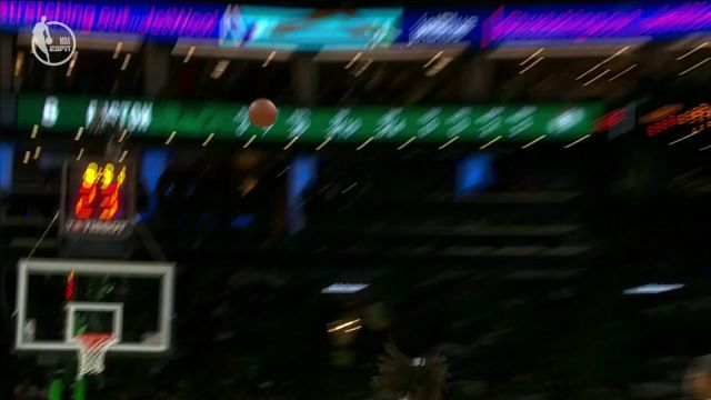 【2023年10月28日 热火vs凯尔特人集锦】乐福超远制导送长传 巴特勒双手暴扣惨被怀特无情封盖
