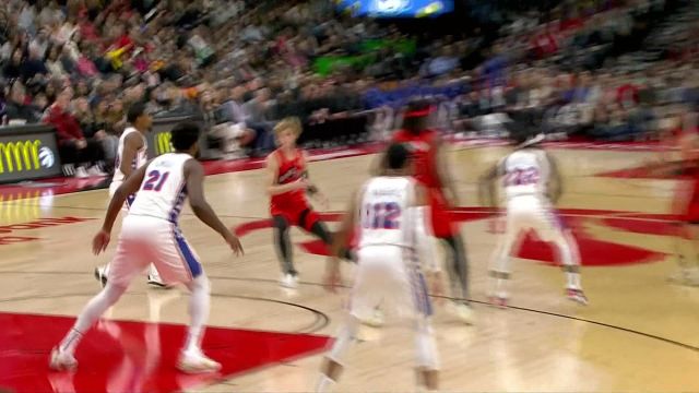 【2023年10月29日 76人vs猛龙集锦】欢迎来到NBA！猛龙新秀迪克接助攻毫不畏惧 三分射进拿下生涯首分