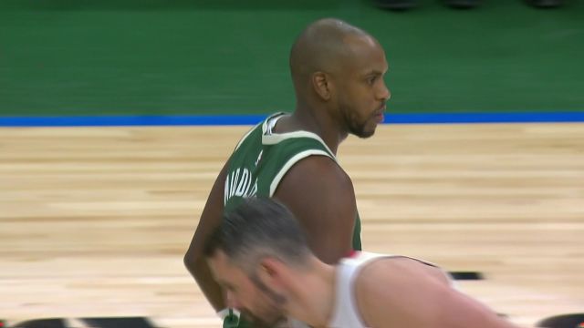 【2023年10月31日】NBA常規(guī)賽：熱火vs雄鹿第1節(jié)英文原聲回放