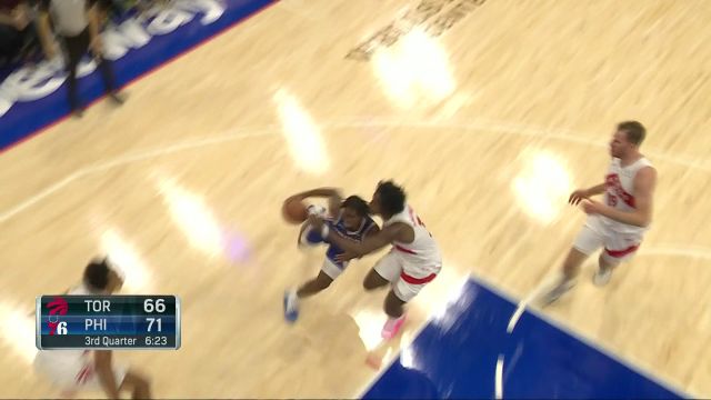 【2023年11月03日 猛龍vs76人集錦】就你欺負我大哥？馬克西面對阿奴諾比直接加速 過掉防守拋投打進
