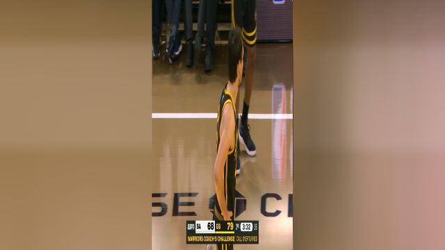 【2023年11月25日 马刺vs勇士集锦】皓篮球:本来就有阿尔茨海默 一下心脏病也犯了瞬间眩晕在座椅上