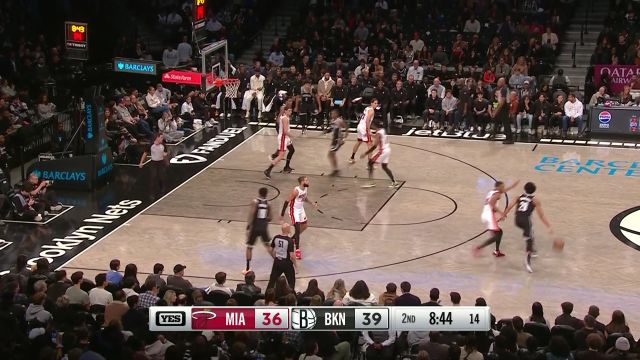 【2023年11月26日 热火vs篮网集锦】慢工出细活！丁威迪人缝闪转腾挪高抛喂饼助飞克拉克斯顿