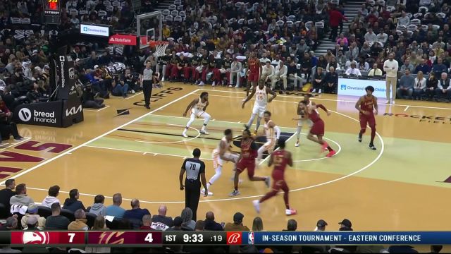 【2023年11月29日 老鹰vs骑士集锦】势要把双塔喂饱!加兰连送妙传阿伦莫布利先后上演暴扣好戏