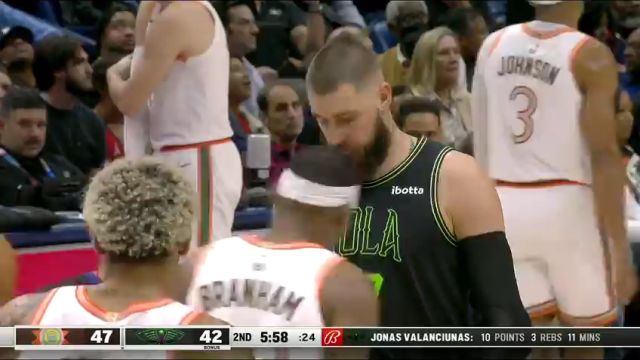 【2023年12月02日】NBA常規(guī)賽:馬刺vs鵜鶘第2節(jié)英文原聲錄像回放