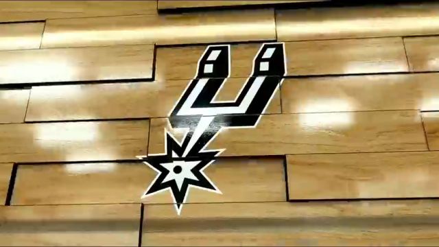 【2023年12月18日】NBA常規(guī)賽:鵜鶘vs馬刺第2節(jié)英文原聲錄像回放