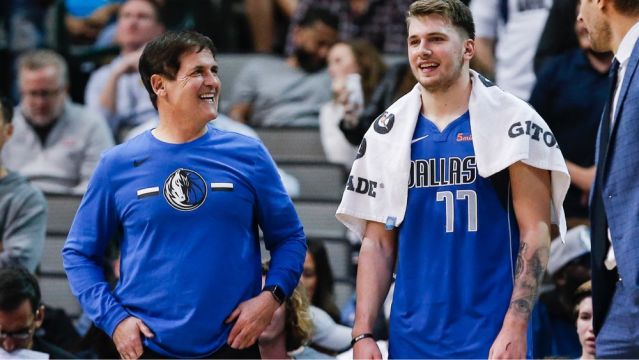 【2023年12月28日 騎士vs獨行俠集錦】NBA董事會批準獨行俠出售：預計本周完成，庫班保留27%股權(quán)比拉科布在勇士還多
