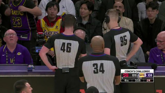 【2024年01月10日 猛龙vs湖人集锦】浓眉内线进攻造成犯规! 猛龙队挑战失败把浓眉送上罚球线