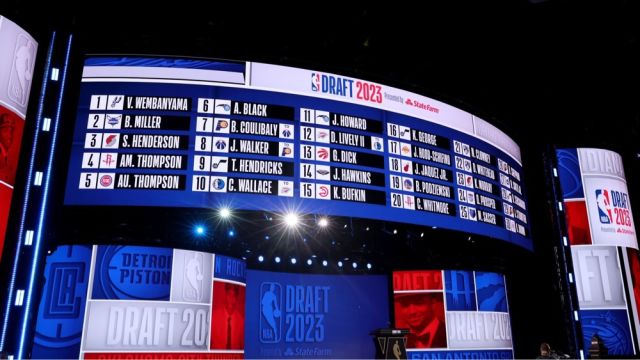 【2024年02月01日 活塞vs騎士集錦】2024選秀大會改為兩天制：6月27日首輪選秀，28日次輪選秀，網(wǎng)友吐槽浪費時間毫無意義