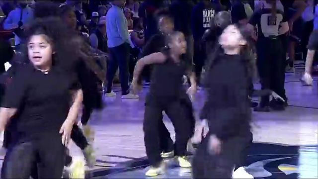 【2024年02月15日】NBA常規(guī)賽：火箭vs灰熊第3節(jié)中文解說錄像回放