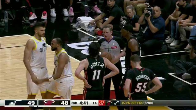 【2024年03月03日】NBA常規(guī)賽:爵士vs熱火第2節(jié)中文解說(shuō)錄像回放
