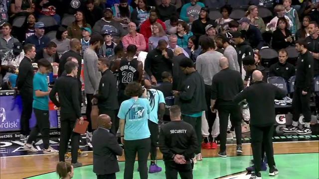 【2024年03月10日】NBA常規(guī)賽:籃網(wǎng)vs黃蜂第3節(jié)中文解說錄像回放