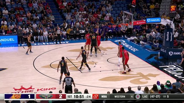 【2024年04月02日 太陽vs鵜鶘集錦】剛一開場就對飆！布克中投得手麥科勒姆小拋投給出回應(yīng)