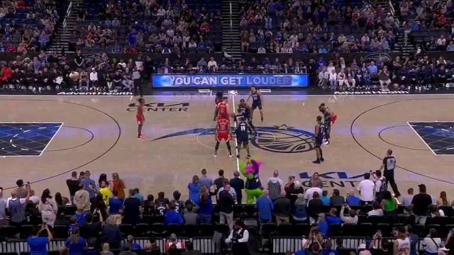 【2024年04月08日】NBA常规赛：公牛vs魔术第1节英文原声录像回放