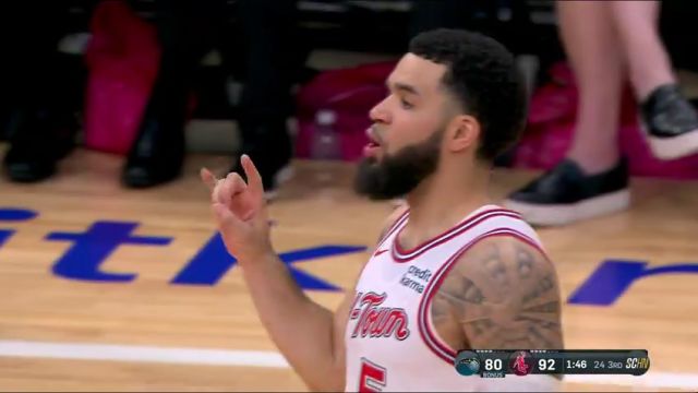 【2024年04月10日】NBA常規(guī)賽:魔術(shù)vs火箭第3節(jié)中文解說錄像回放