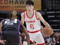  NBA夏联：中国男篮51分狂输国王红队 程帅澎16分杨瀚森8分 
