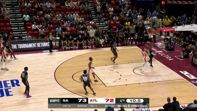 【2024年07月15日 马刺vs老鹰集锦】一招锁定胜局！布耶窒息时刻机警分球助攻霍奇打出关键球