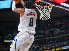 NBA常规赛：掘金横扫老鹰约基奇23+17+15刷纪录 威少16+11