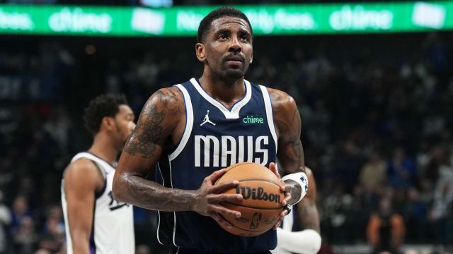 【2025年03月06日 独行侠vs雄鹿集锦】NBA字幕丨欧文：跌倒9次爬起来10次 罚中那两球是最好的礼物