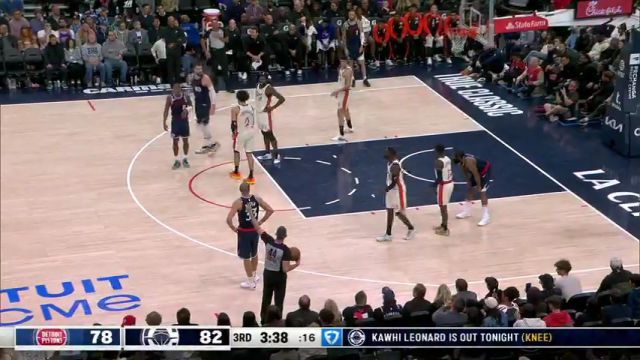【2025年03月06日】NBA常規(guī)賽：活塞vs快船第3節(jié)中文解說(shuō)錄像回放