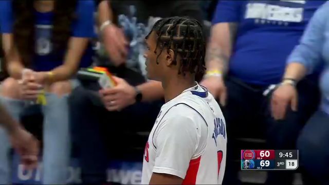 【2025年03月22日】NBA常规赛:活塞vs独行侠第3节中文解说录像回放