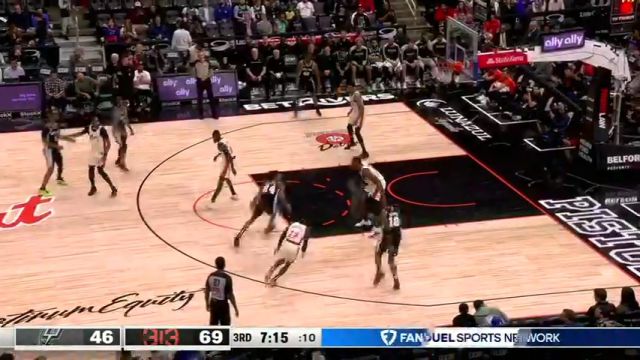 【2025年03月26日】NBA常規(guī)賽:馬刺vs活塞第3節(jié)英文原聲錄像回放