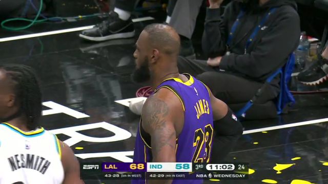 【2025年03月27日】NBA常規(guī)賽：湖人vs步行者第3節(jié)中文解說錄像回放