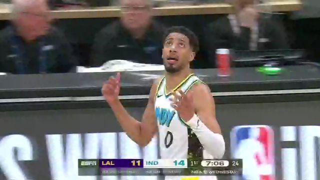 【2025年03月27日】NBA常規(guī)賽：湖人vs步行者第1節(jié)中文解說錄像回放