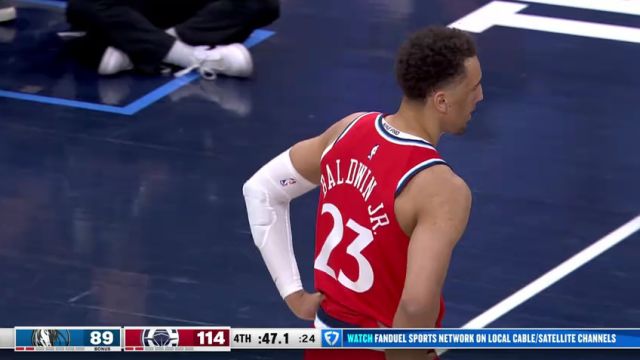 【2025年04月05日】NBA常规赛:独行侠vs快船第4节中文解说录像回放