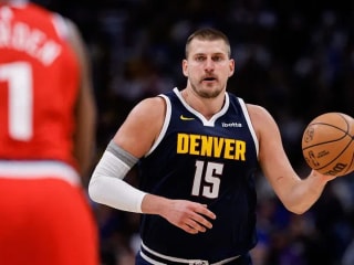 尼古拉·约基奇在掘金对快船的第二场比赛中创造NBA历史