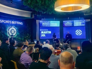 马丁·乔尔力荐利物浦签下“不可思议”的哈里·凯恩