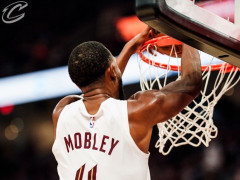  NBA半决赛战报：骑士防守稀烂被步行者三分36中19 米切尔33+5球迷提前离场 
